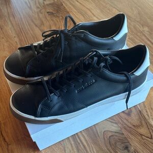 New Balance Black and White Men's Sneakers